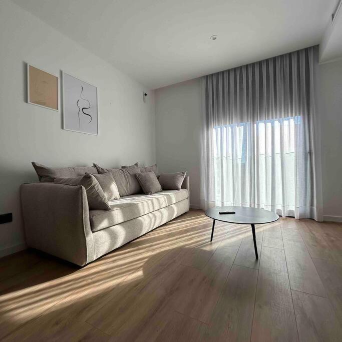 Apartamento Estrenalo A Minutos De Bcn Sant Feliu de Llobregat Exterior foto